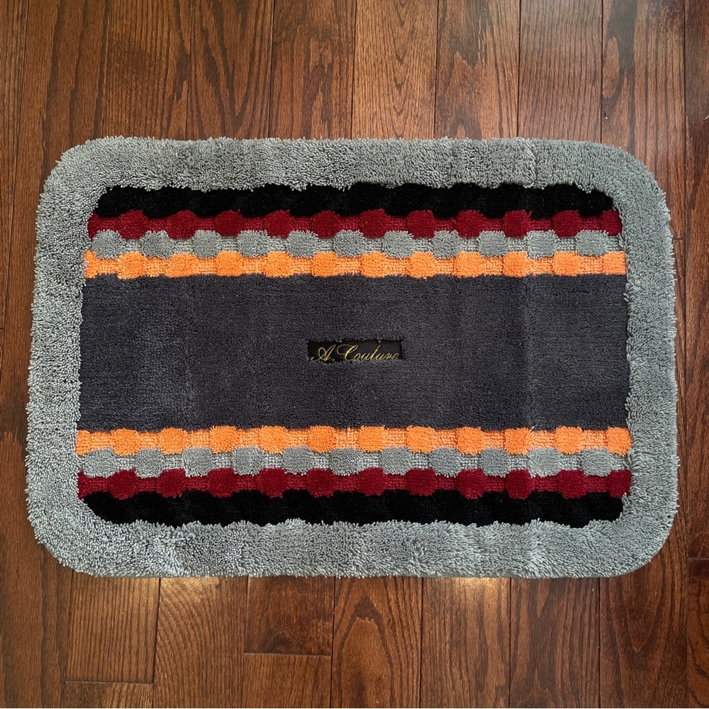 Gray & Orange Patterned Bath Mat